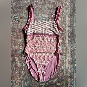 Women’s Faherty Gracie Large Pink and White Patterned One Piece Swimsuit